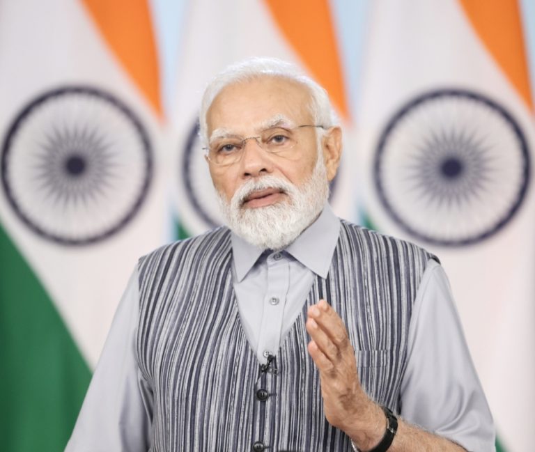 प्रधानमंत्री ने देश के हर कोने में अत्याधुनिक तकनीक लाने की प्रतिबद्धता को दोहराया