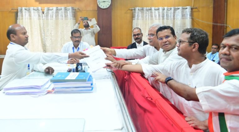 कोंडागांव:बस्तर से 12 मे 12 और प्रदेश मे 75 सीटों क़े साथ छत्तीसगढ़ मे पुनः कांग्रेस की सरकार बनाएंगे: पीसीसी अध्यक्ष